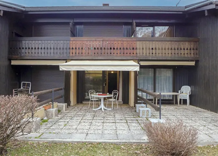 Le Pramouny-2 By Interhome